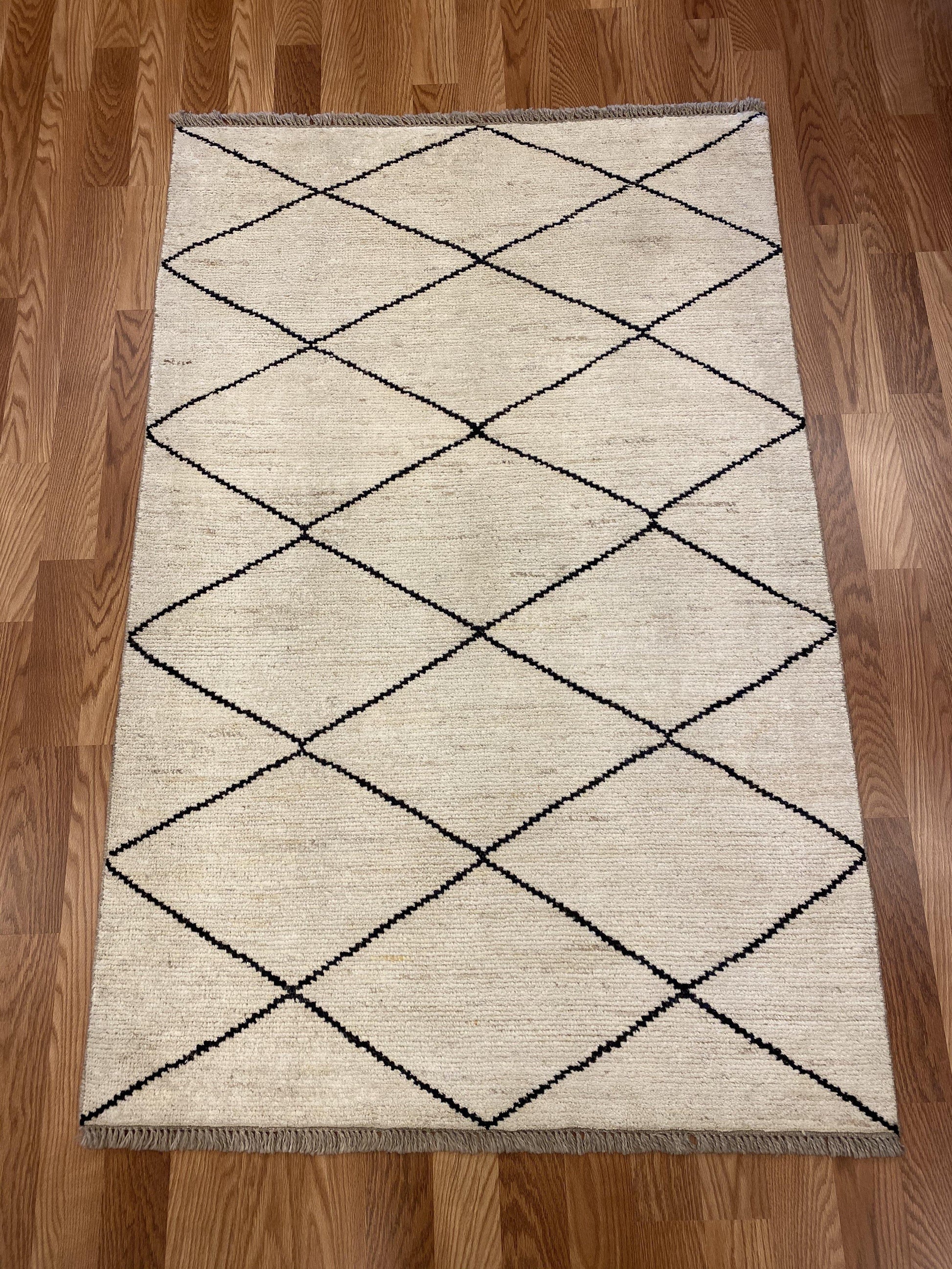 Geometric - Item BG233 - Baluchi Rug Gallery