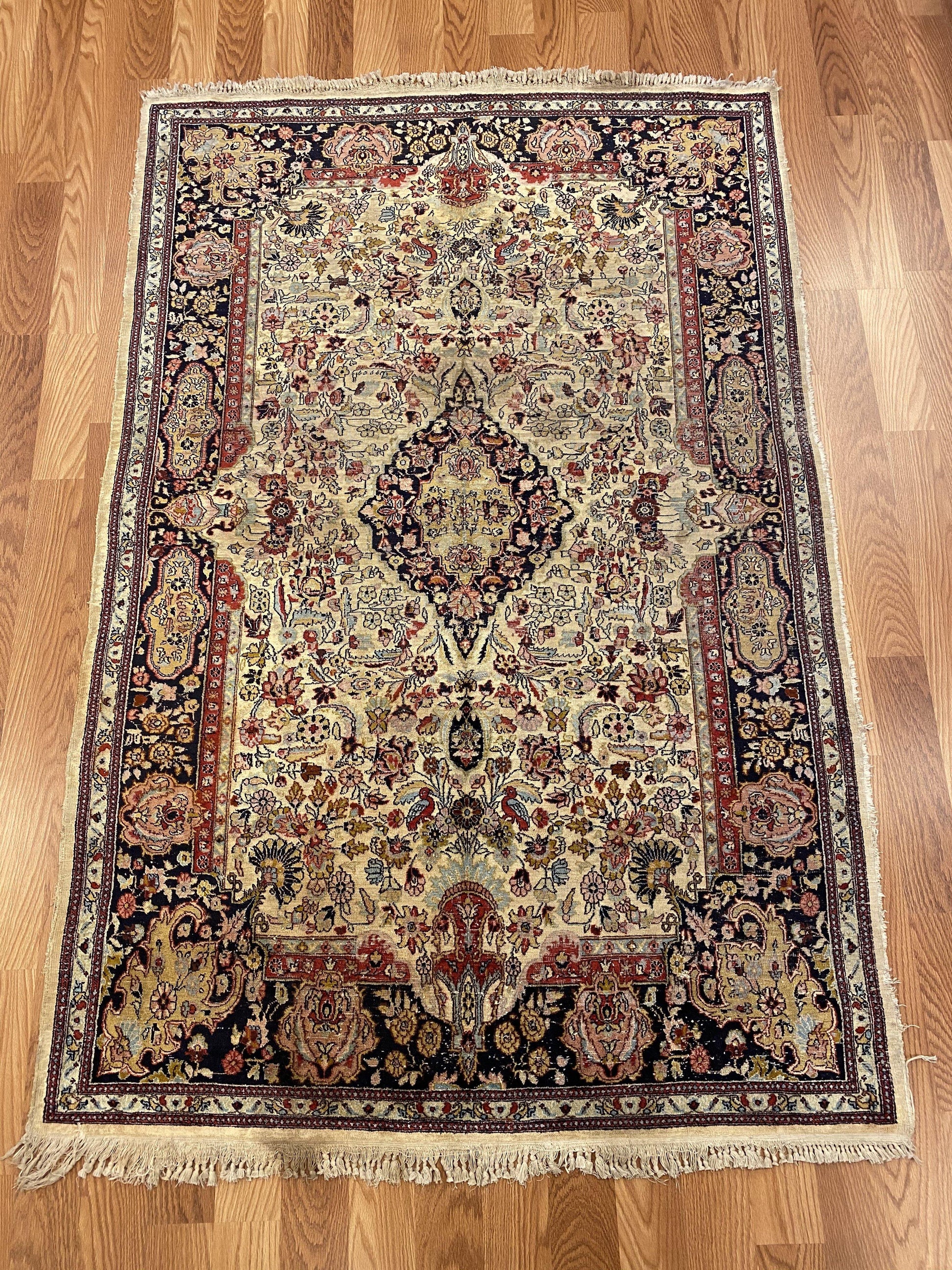 Floral - Item BG269 - Baluchi Rug Gallery