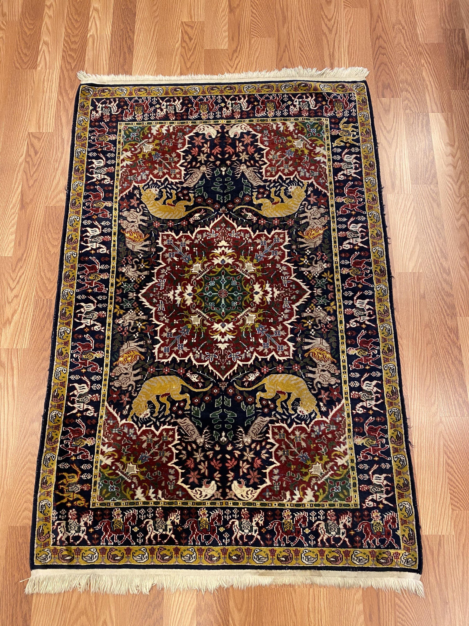 Floral - Item BG270 - Baluchi Rug Gallery