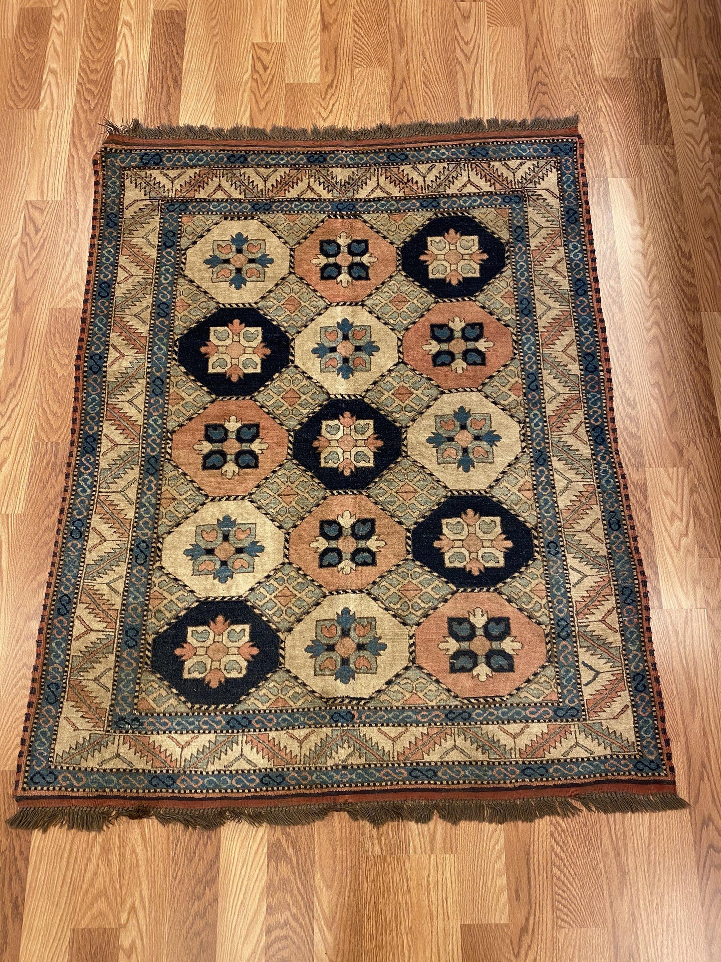 Tribal - Item BG288 - Baluchi Rug Gallery