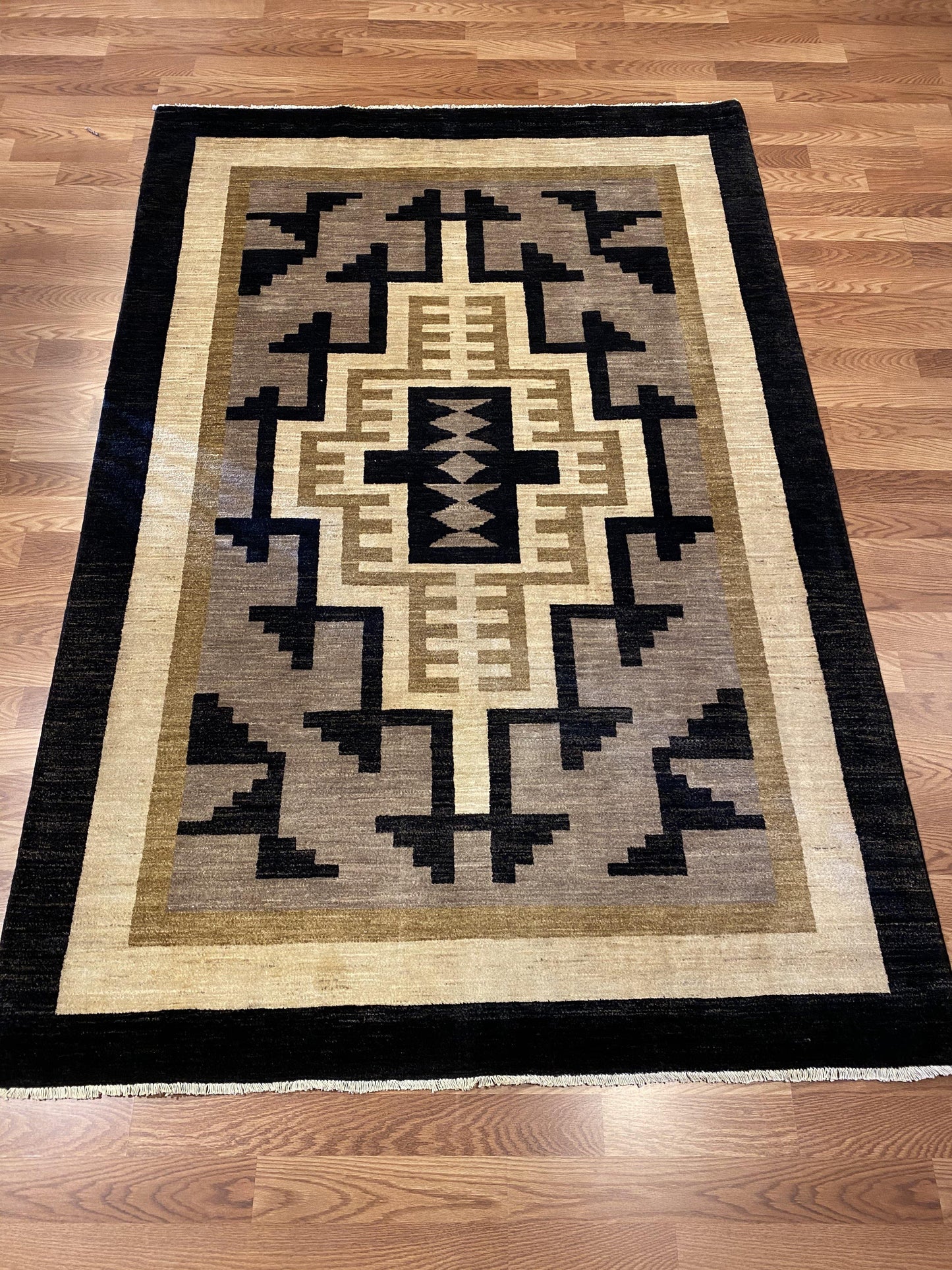 Geometric - Item BG400 - Baluchi Rug Gallery