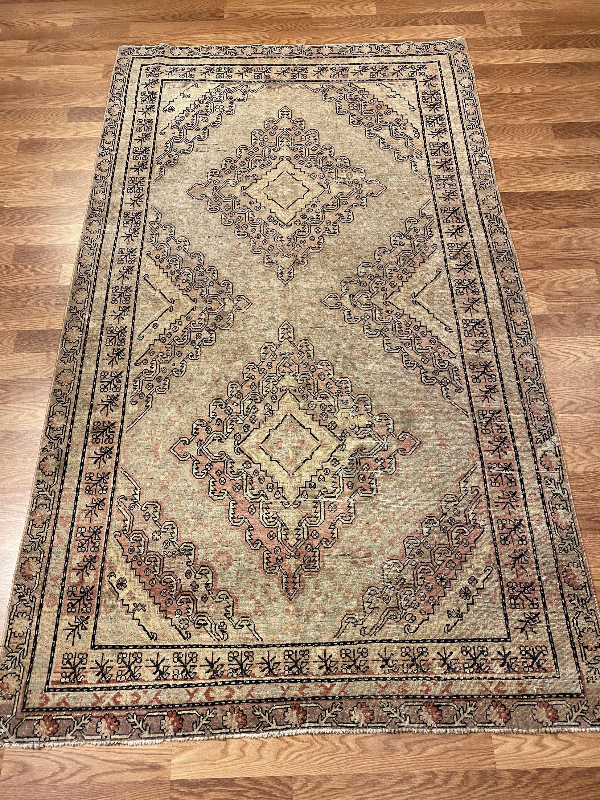 Antique Khotan - Item BG435 - Baluchi Rug Gallery