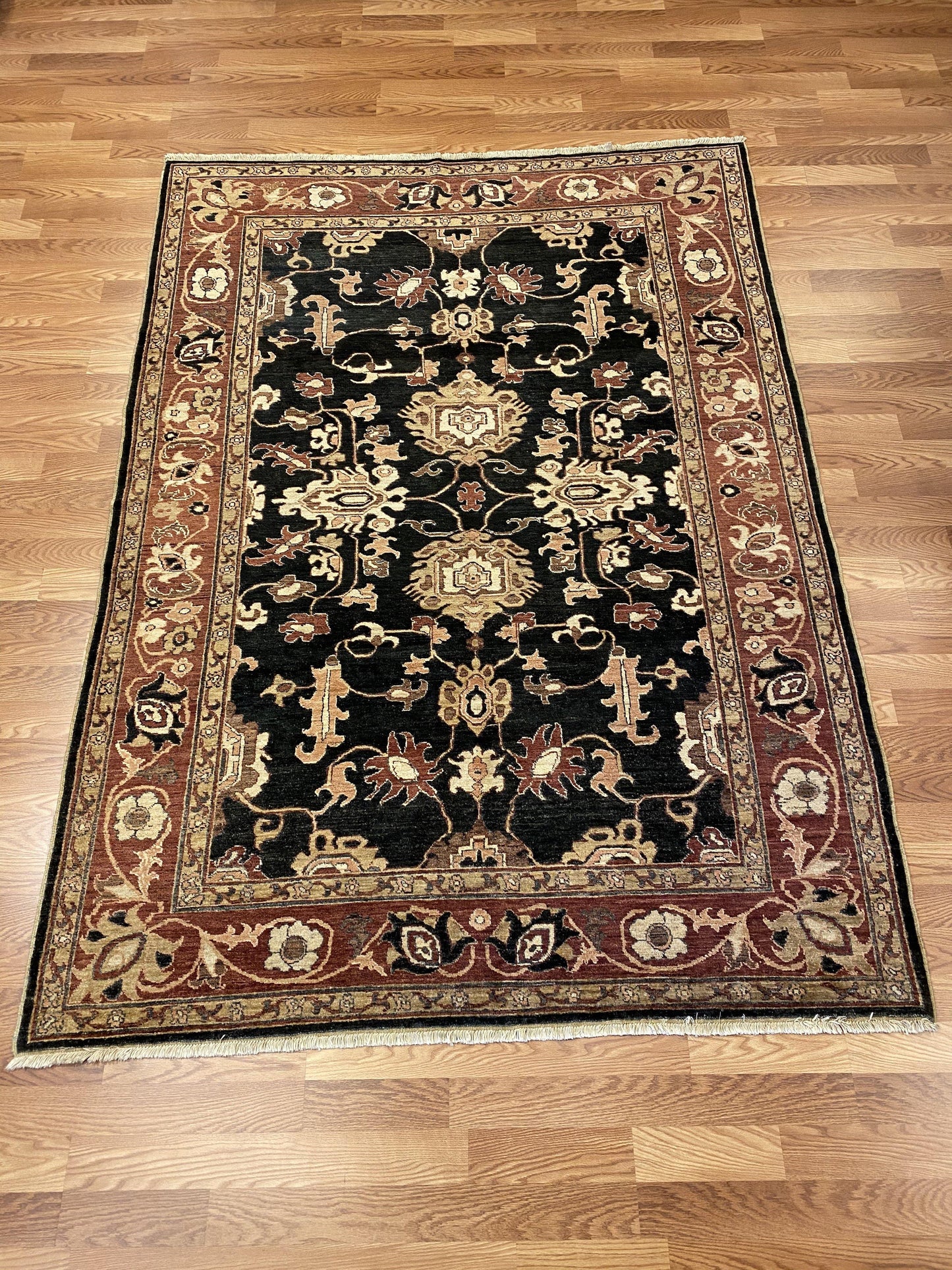 Floral - Item BG495 - Baluchi Rug Gallery