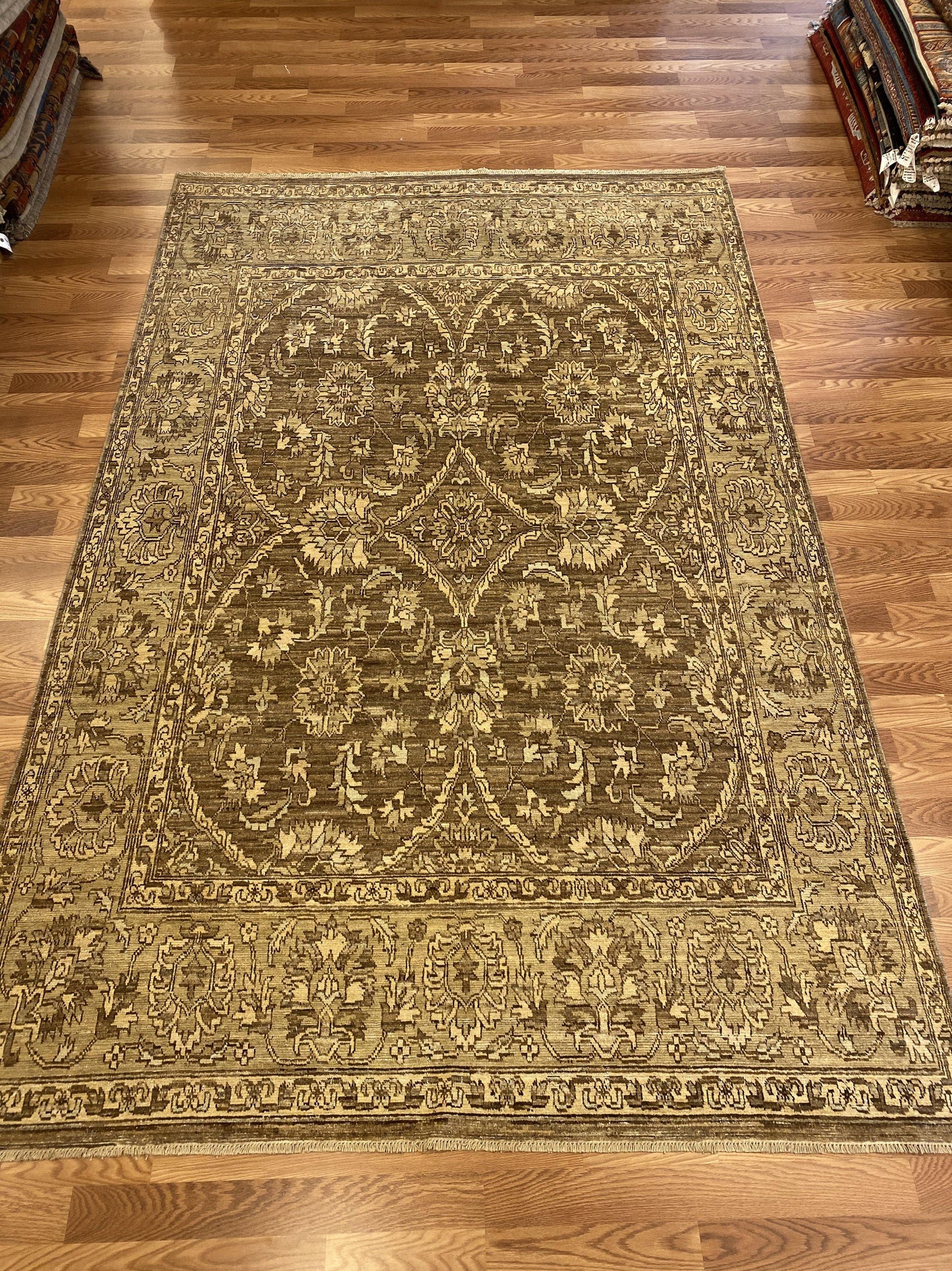 Floral - Item BG561 - Baluchi Rug Gallery