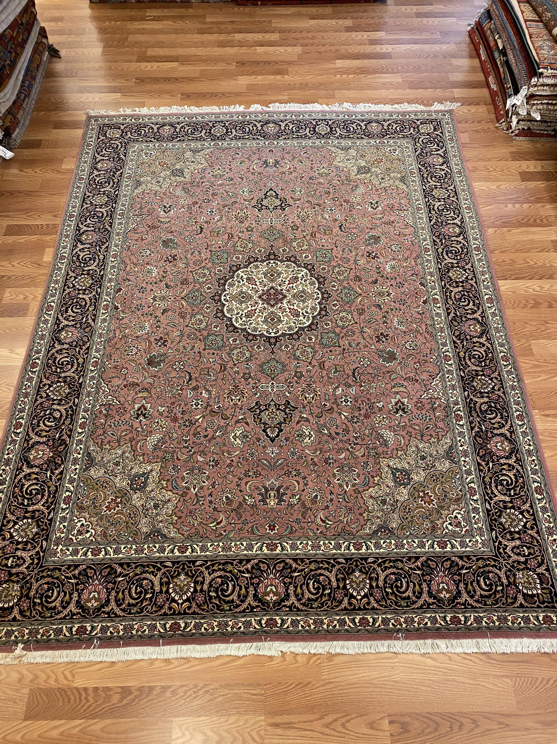 Tabriz - Item BG567 - Baluchi Rug Gallery