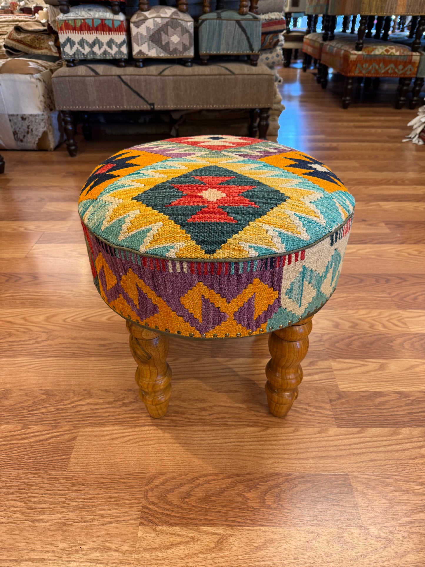Kilim Round - RS08