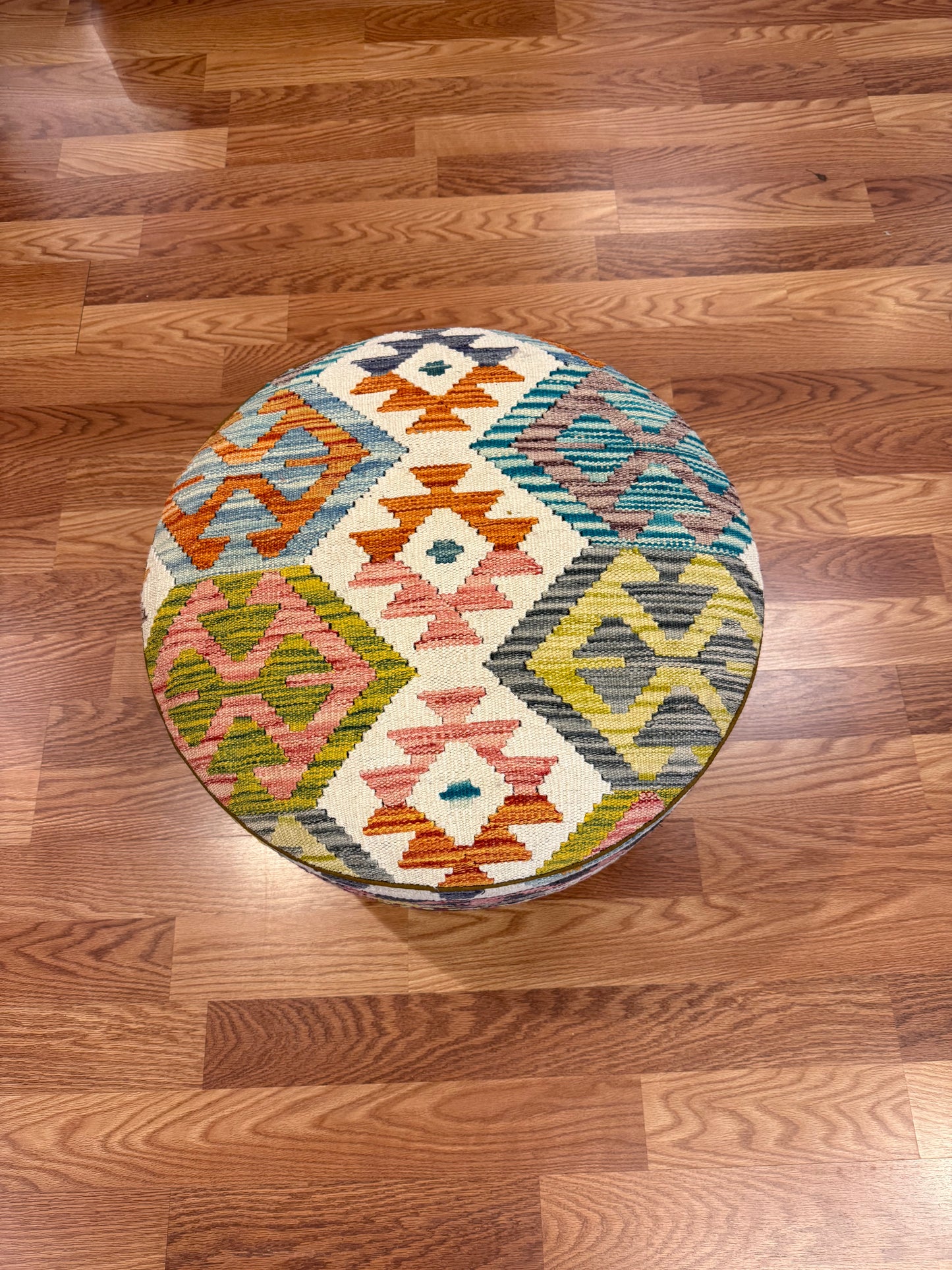 Kilim Round - RB13