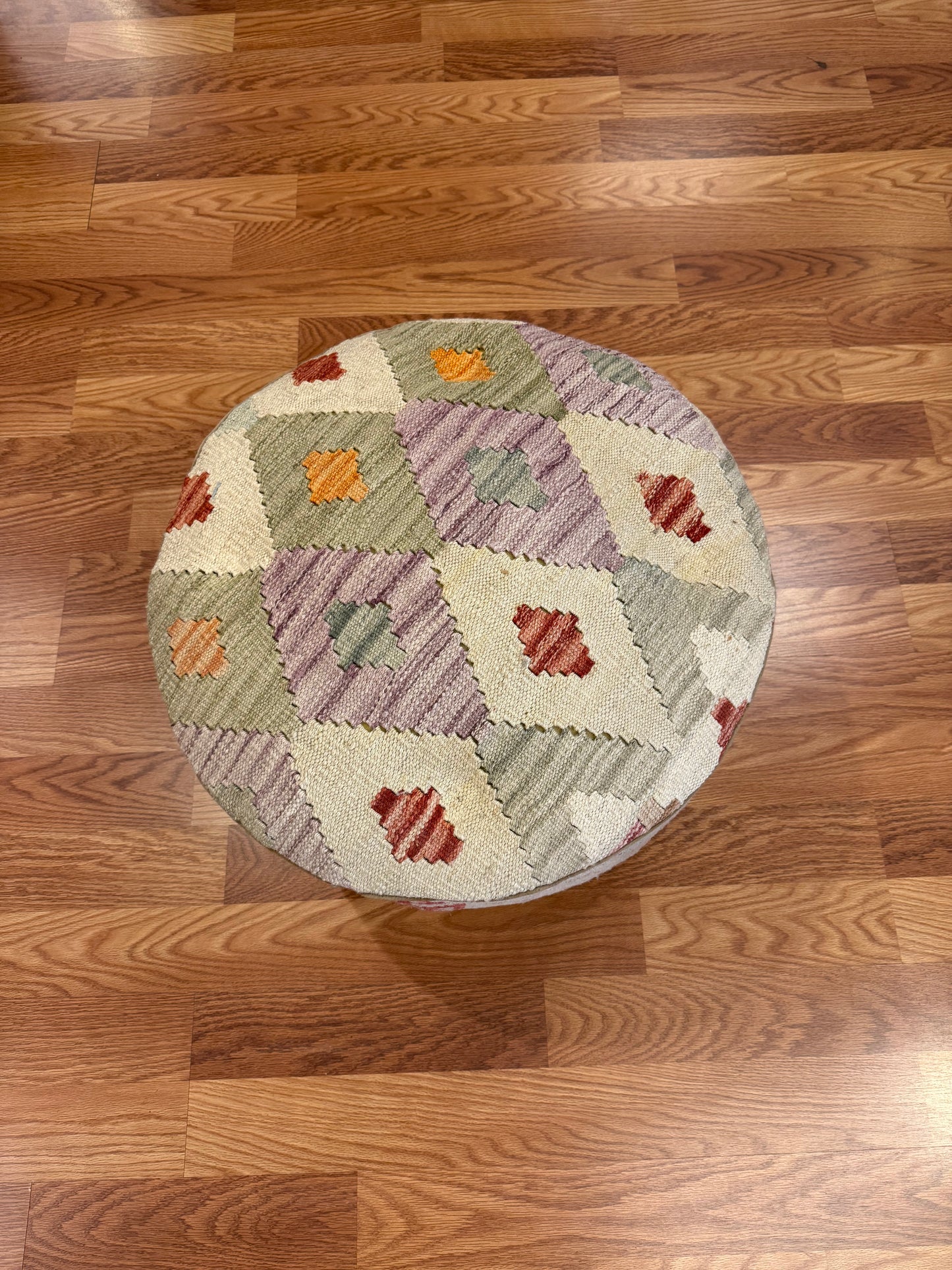 Kilim Round - RB15